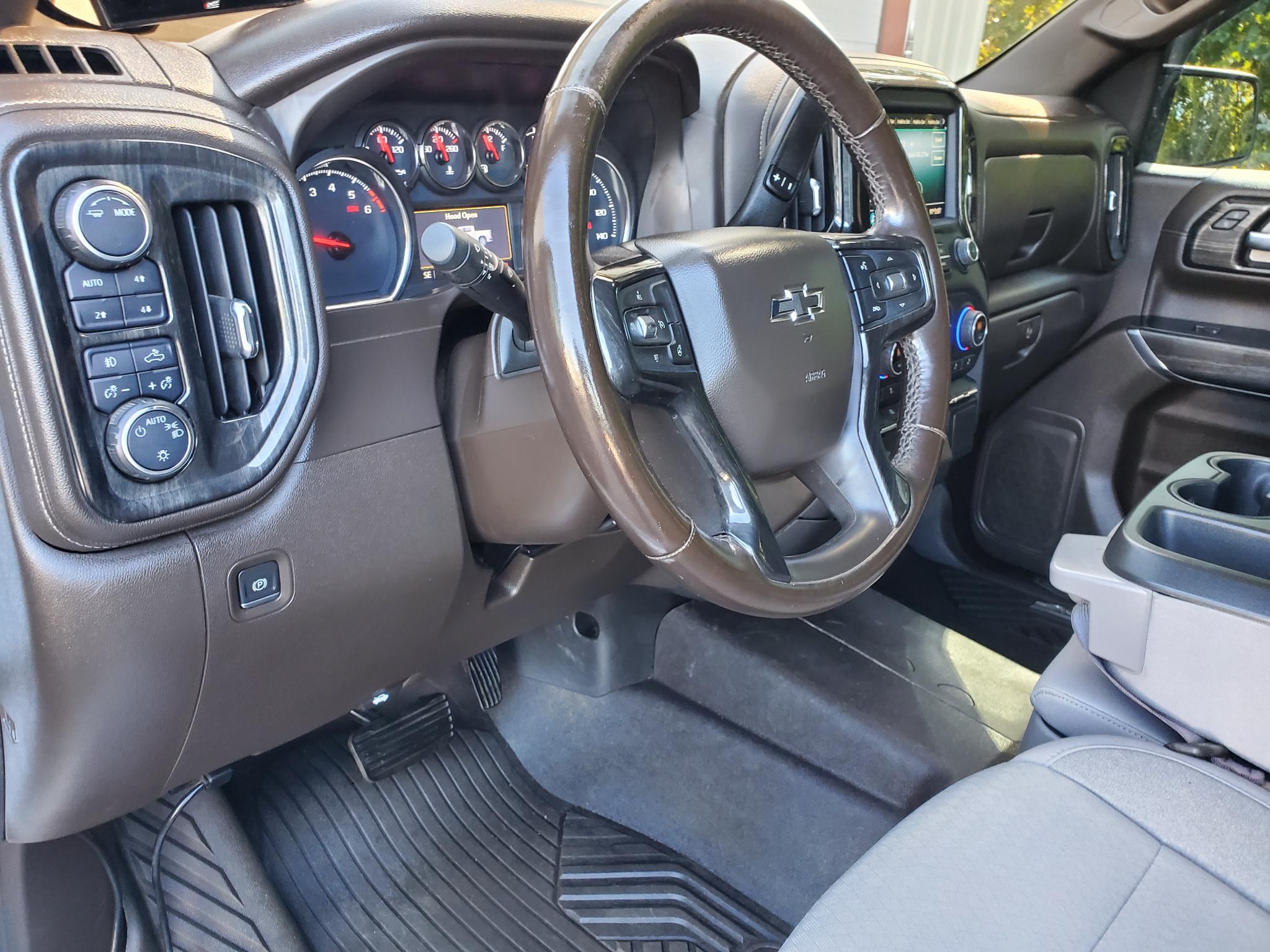 Chevrolet Silverado 1500 4WD Crew Cab 147" RST 2021