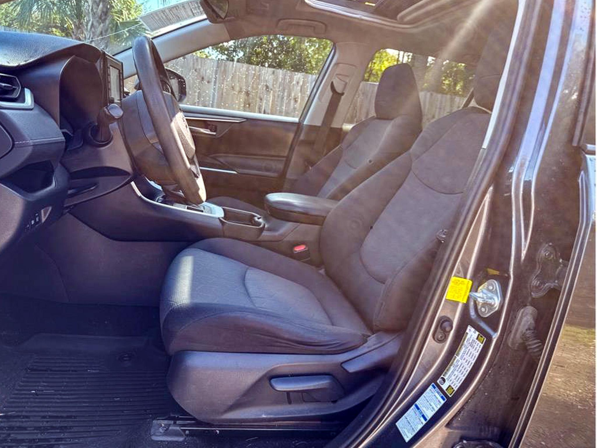 Toyota RAV4 XLE AWD 2019