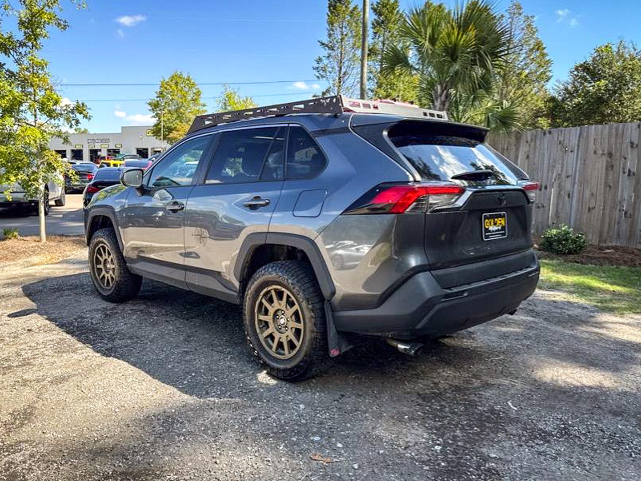 Toyota RAV4 XLE AWD 2019
