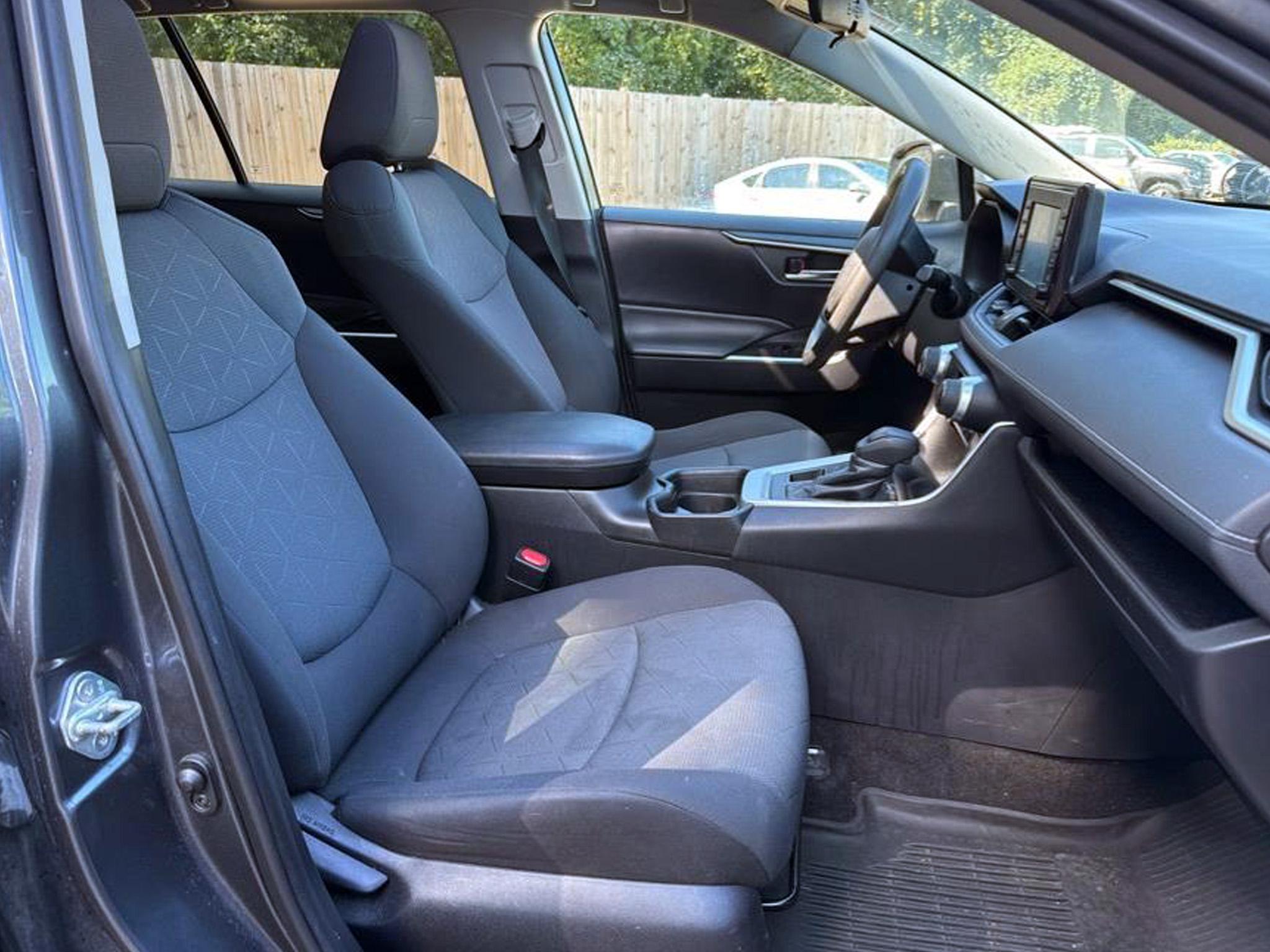 Toyota RAV4 XLE AWD 2019