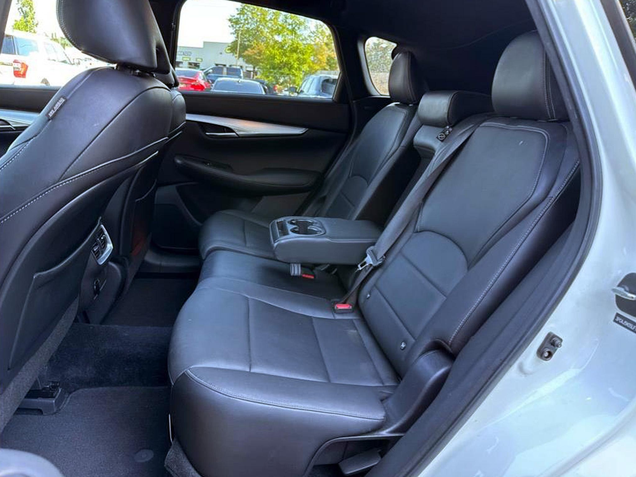 Infiniti QX50 ESSENTIAL AWD 2020