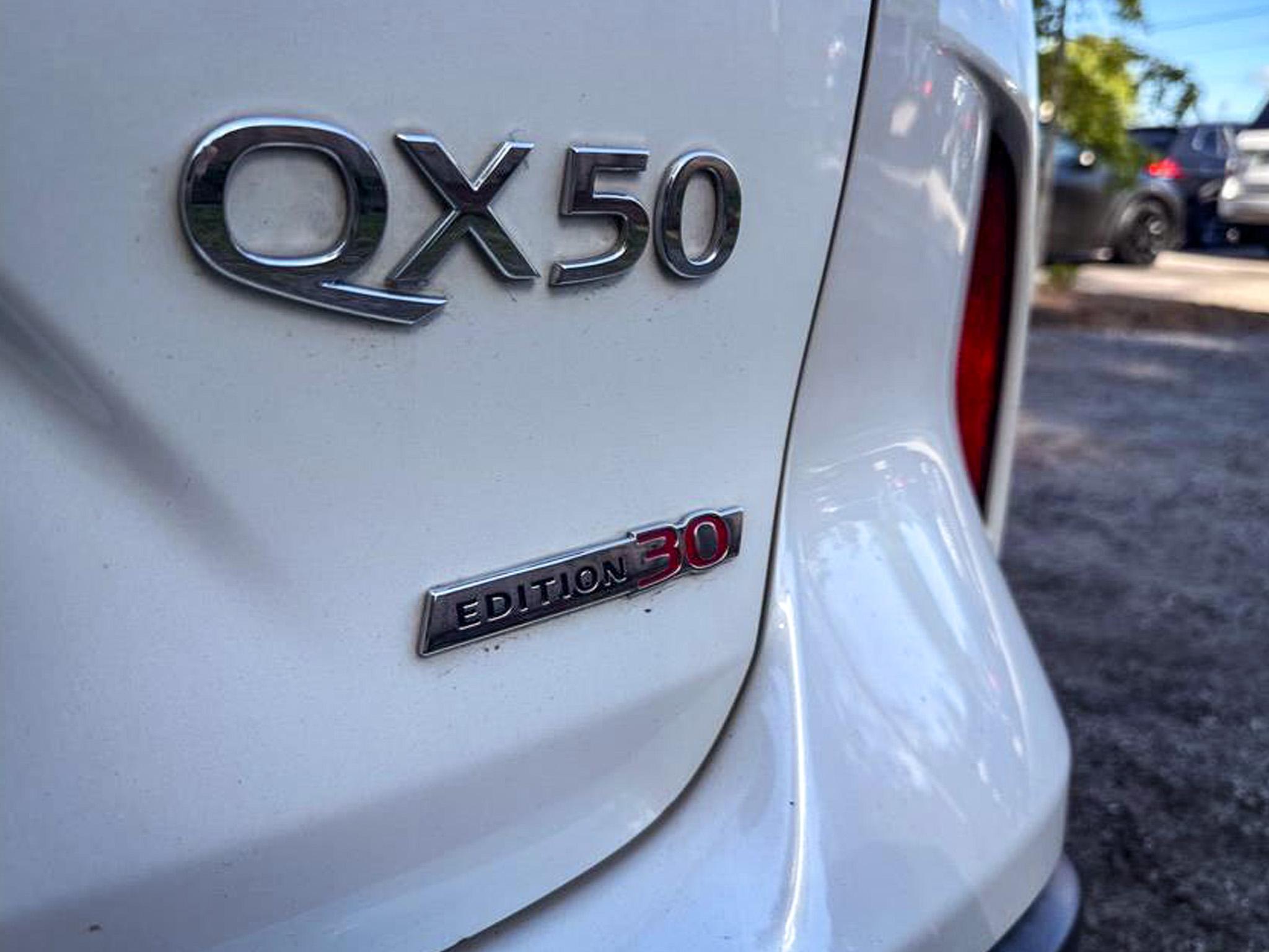 Infiniti QX50 ESSENTIAL AWD 2020