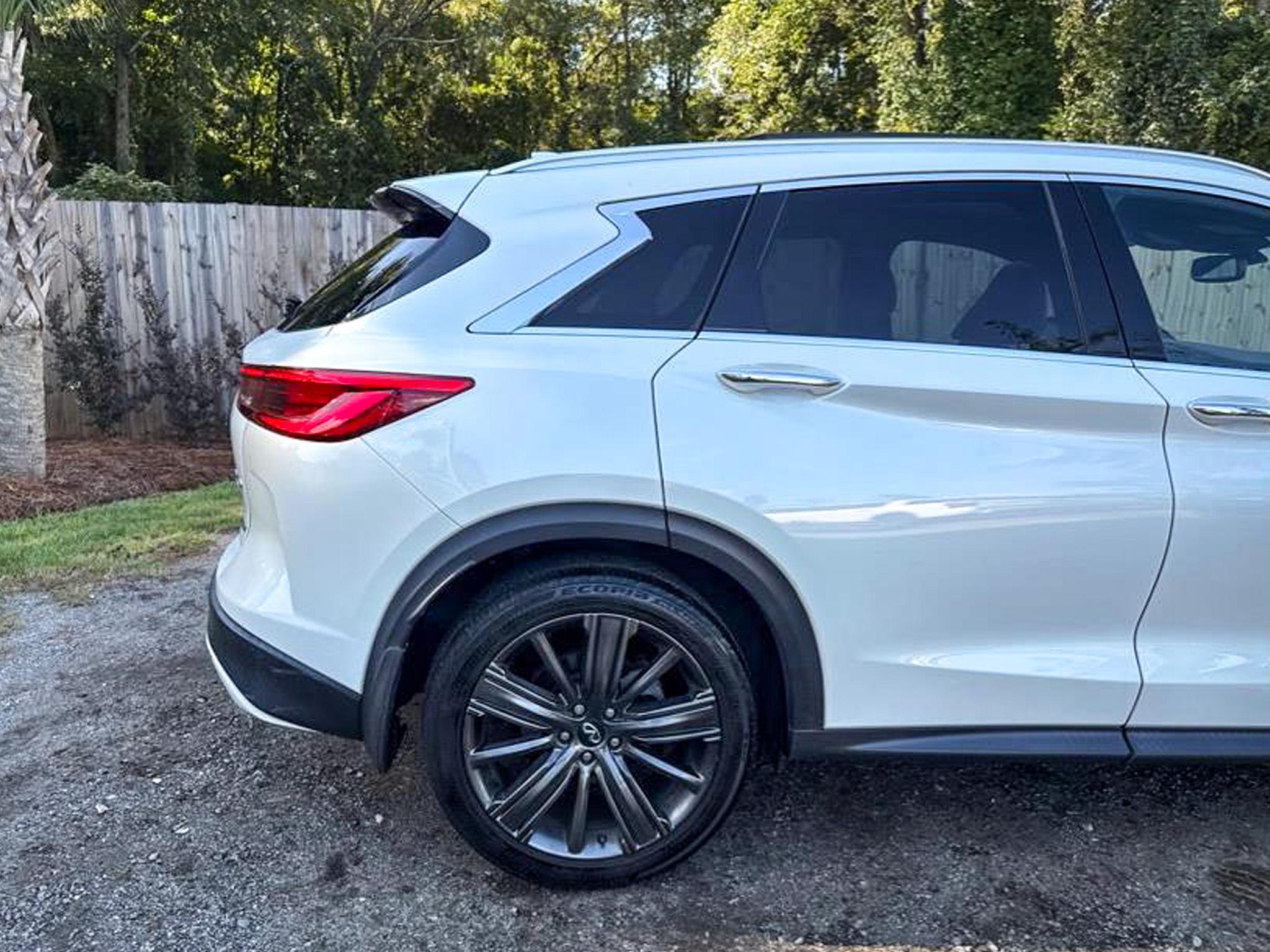 Infiniti QX50 ESSENTIAL AWD 2020