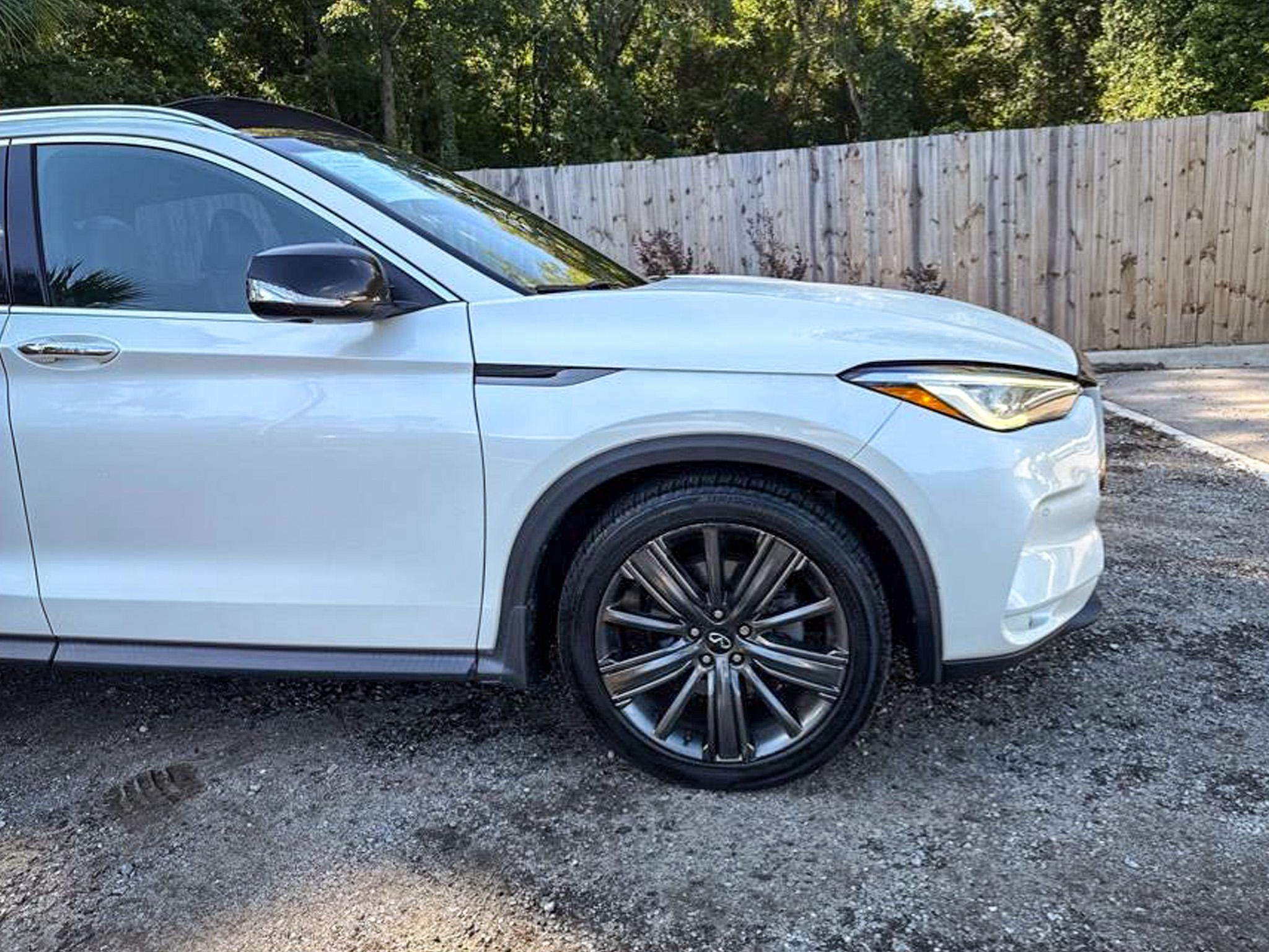 Infiniti QX50 ESSENTIAL AWD 2020