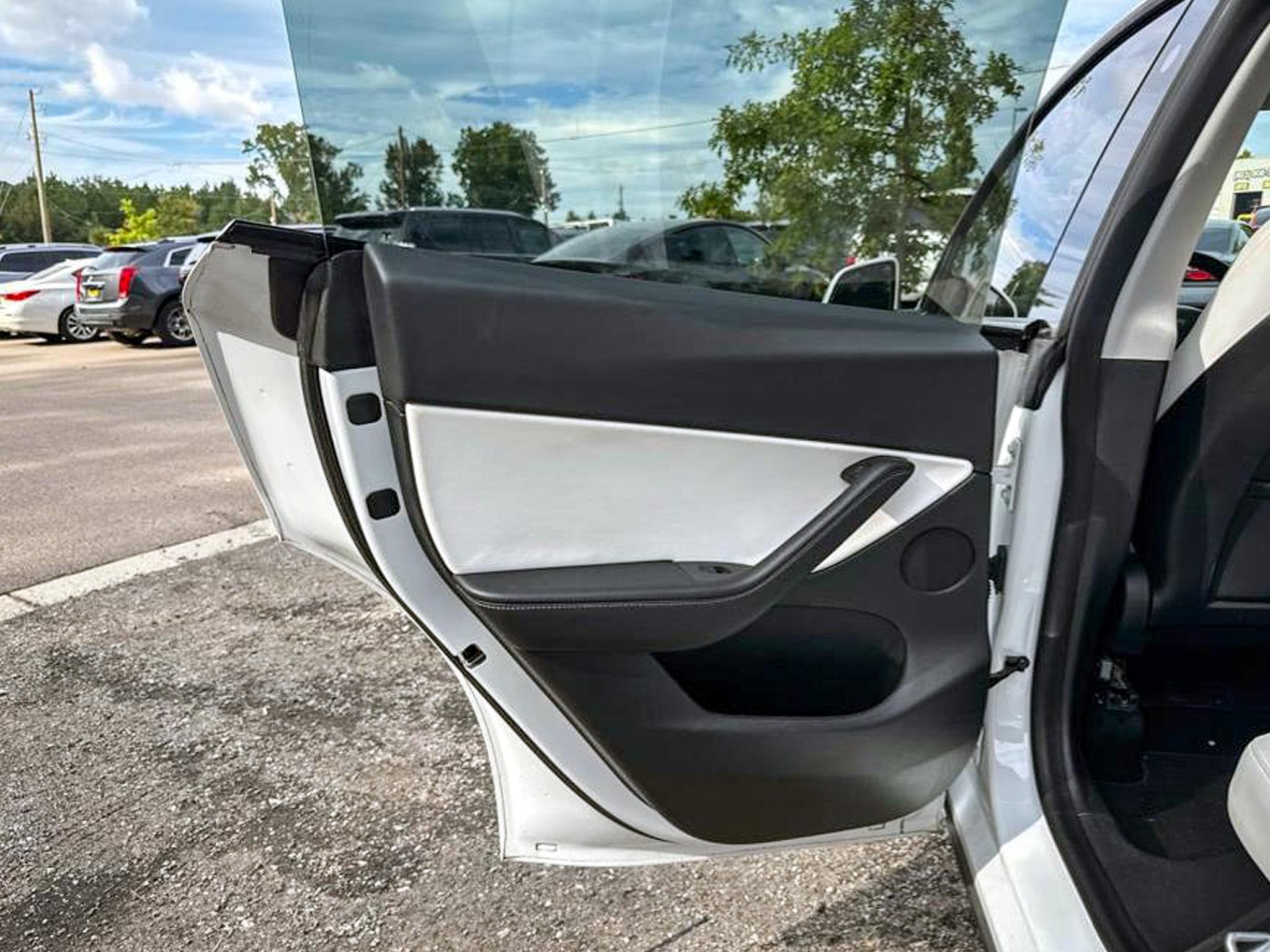 Tesla Model Y Performance AWD 2021