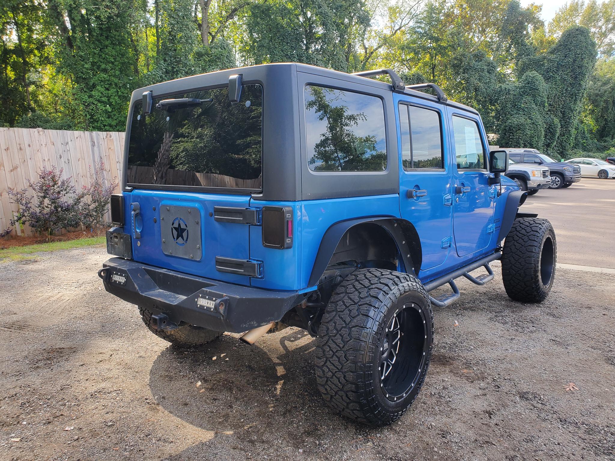 Jeep Wrangler Unlimited 4WD 4dr Sport 2016