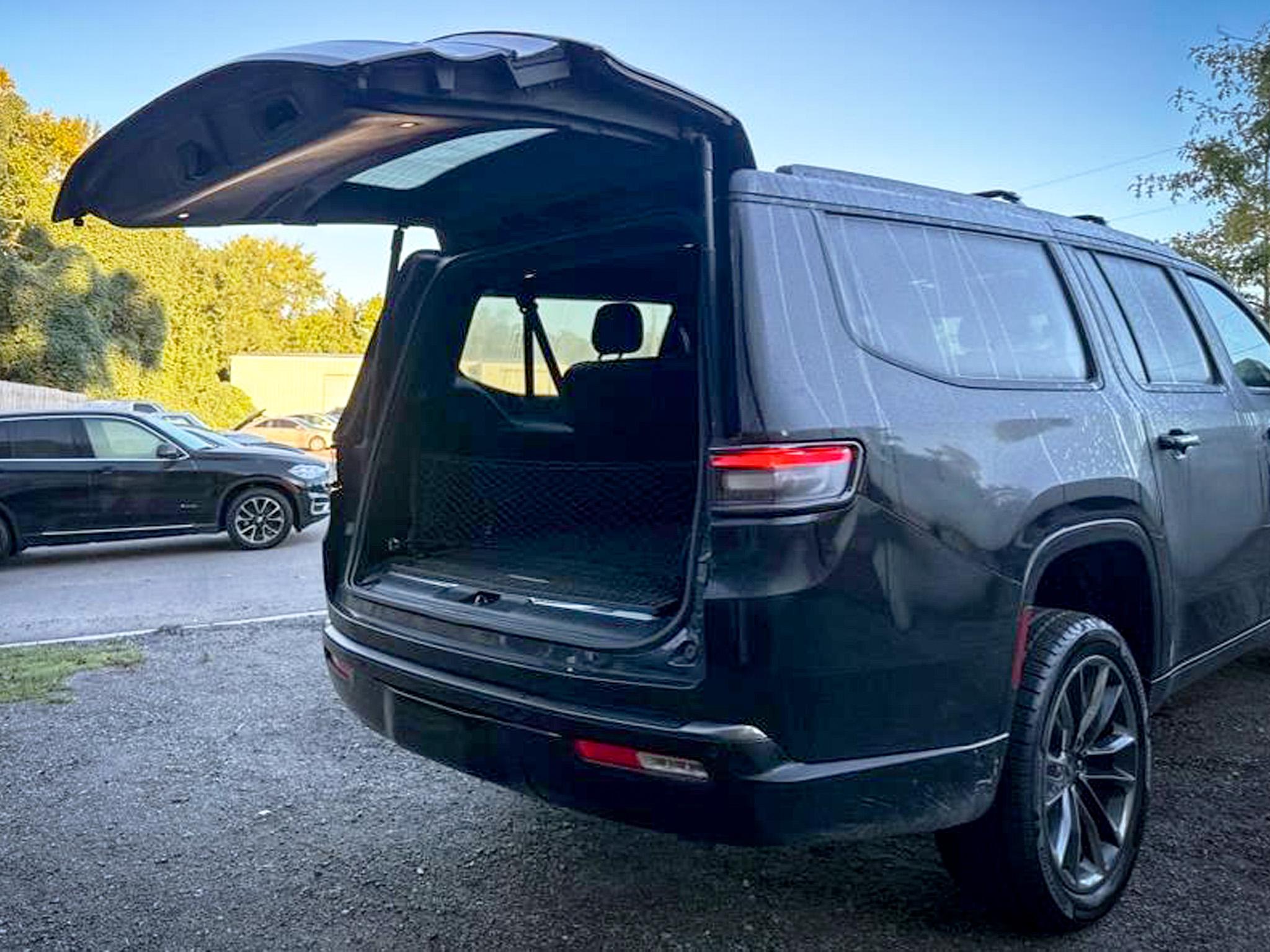 Jeep Grand Wagoneer L Series II Obsidian 4x4 2024