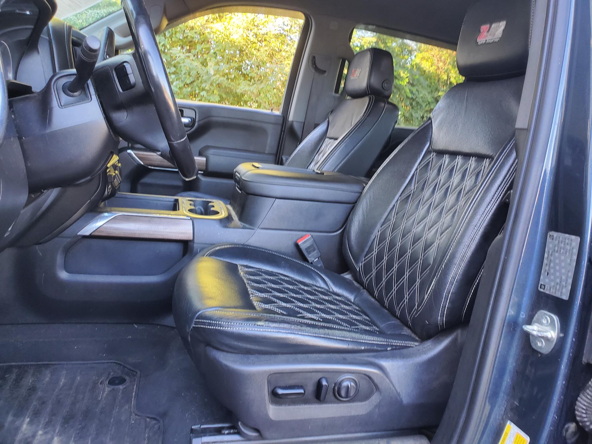 Chevrolet Silverado 1500 4WD Crew Cab 147" RST 2019
