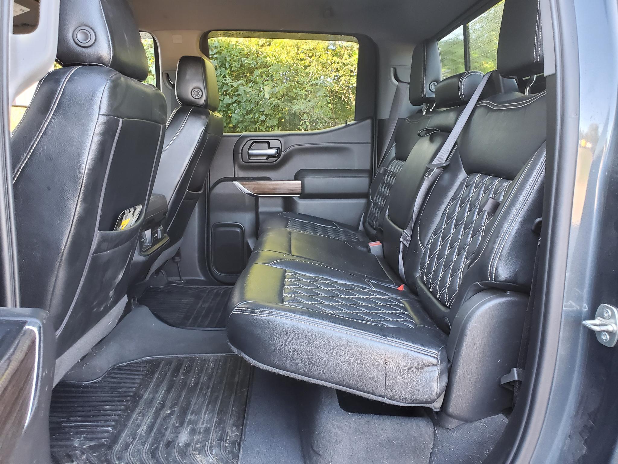 Chevrolet Silverado 1500 4WD Crew Cab 147" RST 2019