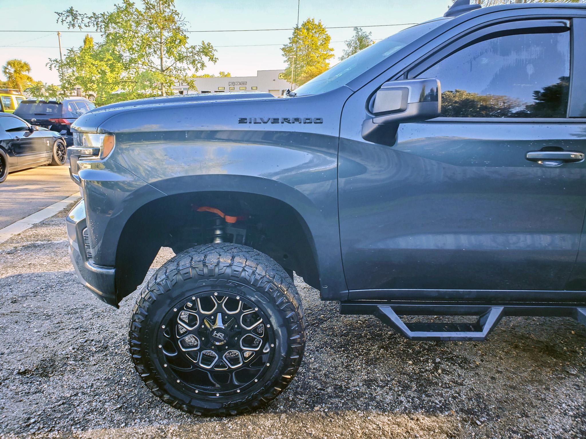 Chevrolet Silverado 1500 4WD Crew Cab 147" RST 2019