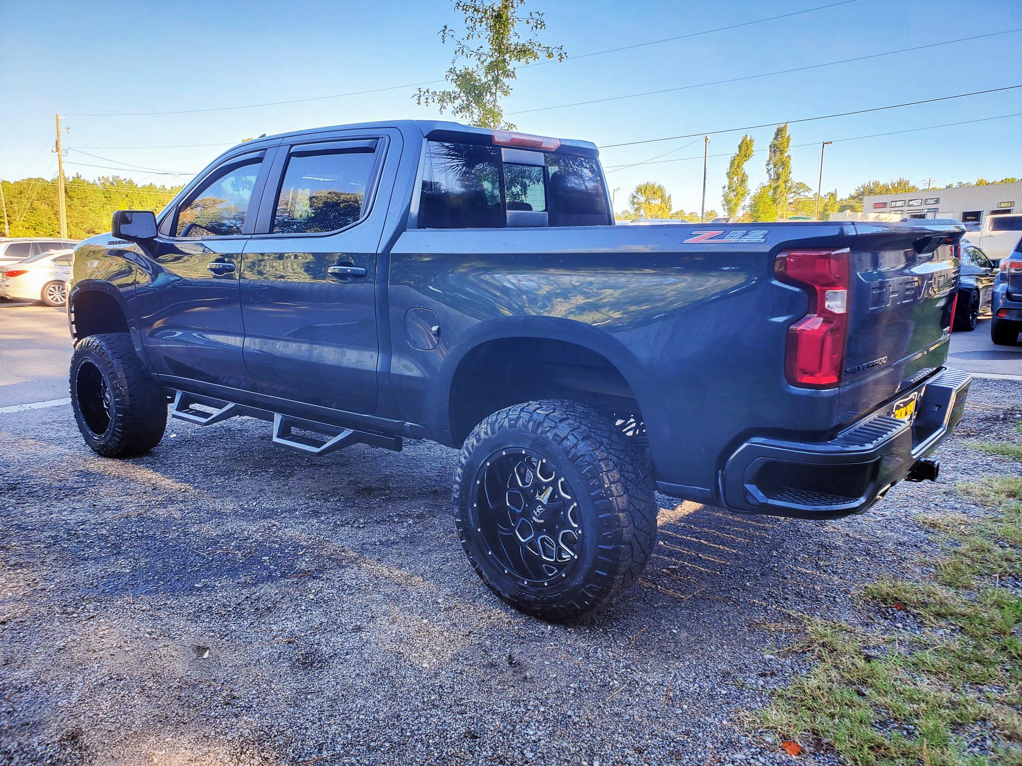 Chevrolet Silverado 1500 4WD Crew Cab 147" RST 2019
