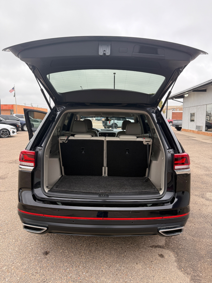 Volkswagen Atlas 2.0T SE w/Technology FWD 2022