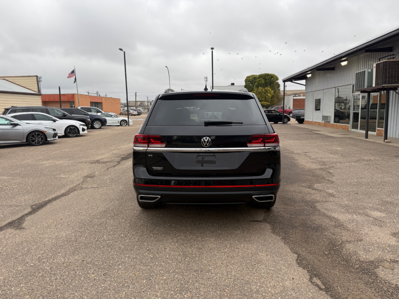 Volkswagen Atlas 2.0T SE w/Technology FWD 2022