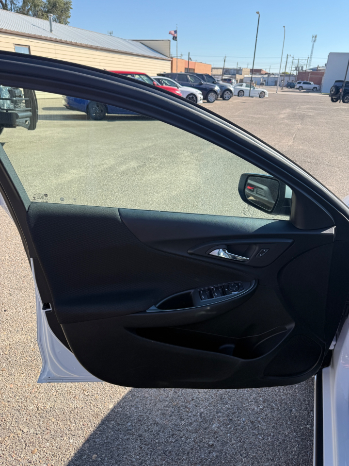 Chevrolet Malibu 4dr Sdn 1LT 2024