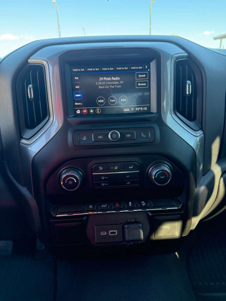 Chevrolet Silverado 1500 4WD Crew Cab 147" Custom Trail Boss 2021