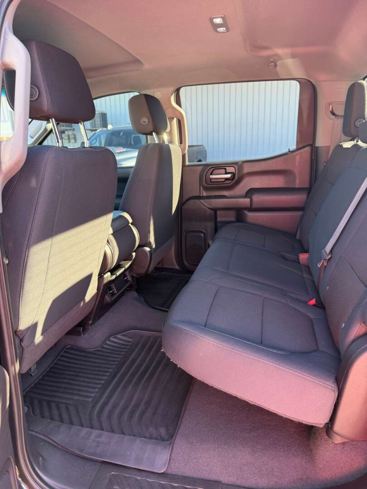 Chevrolet Silverado 1500 4WD Crew Cab 147" Custom Trail Boss 2021