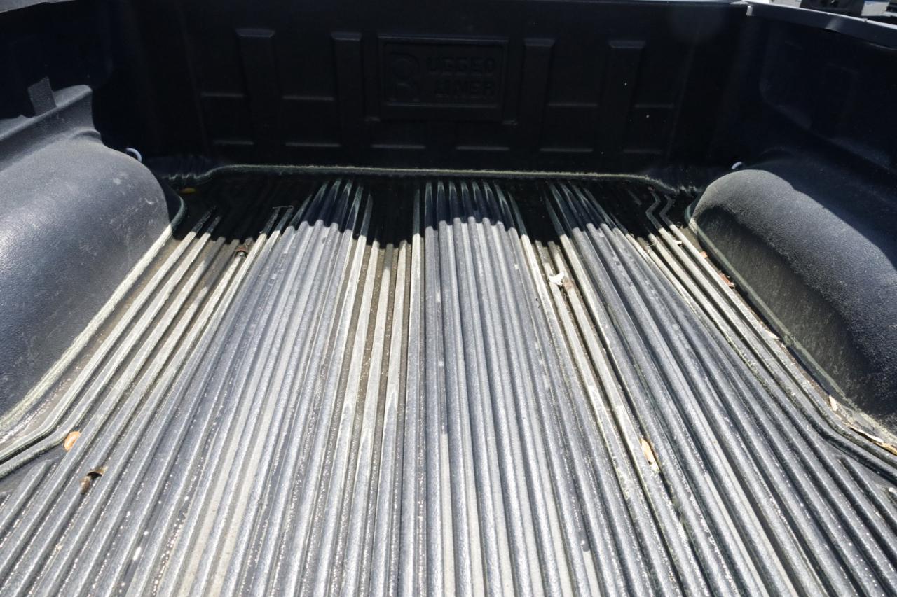 RAM 1500 Classic Warlock 4x4 Crew Cab 5'7" Box 2020