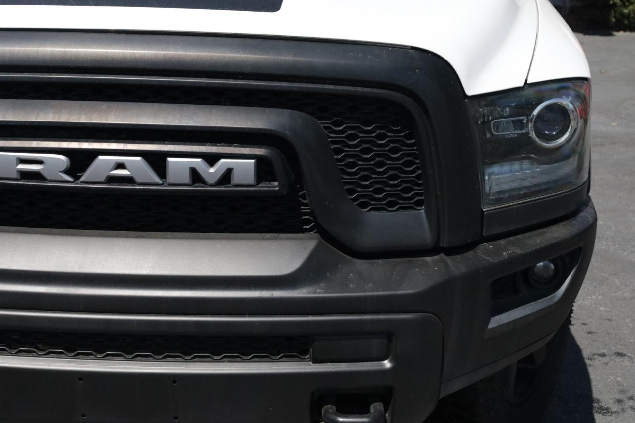 RAM 1500 Classic Warlock 4x4 Crew Cab 5'7" Box 2020