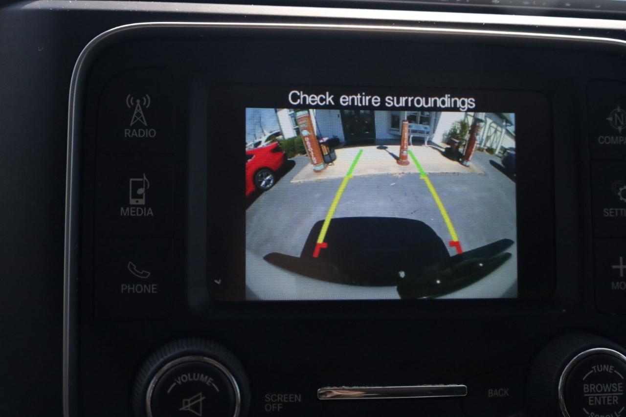 RAM 1500 Classic Warlock 4x4 Crew Cab 5'7" Box 2020