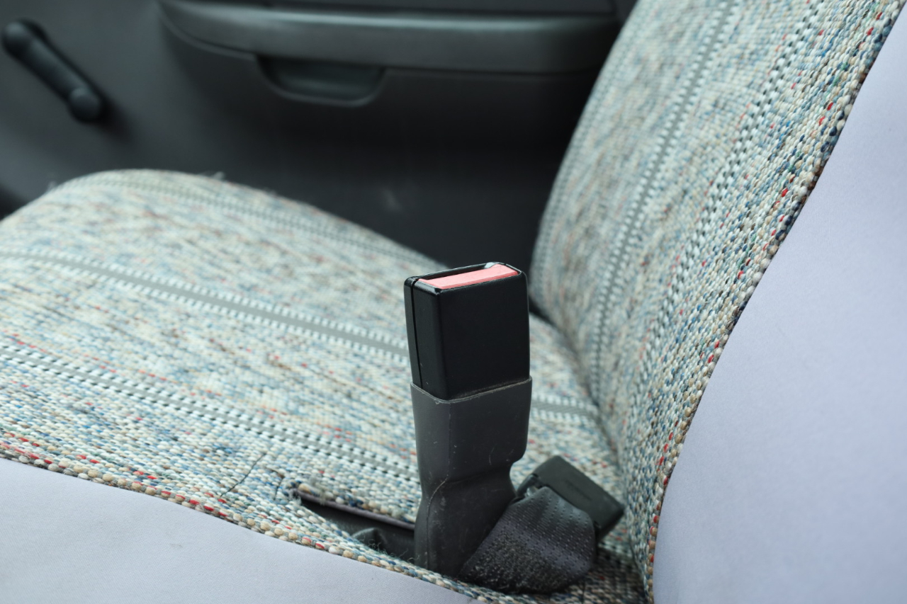 Ford F-150 XL Short Bed 2WD 2001