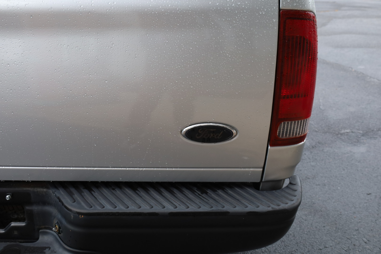 Ford F-150 XL Short Bed 2WD 2001