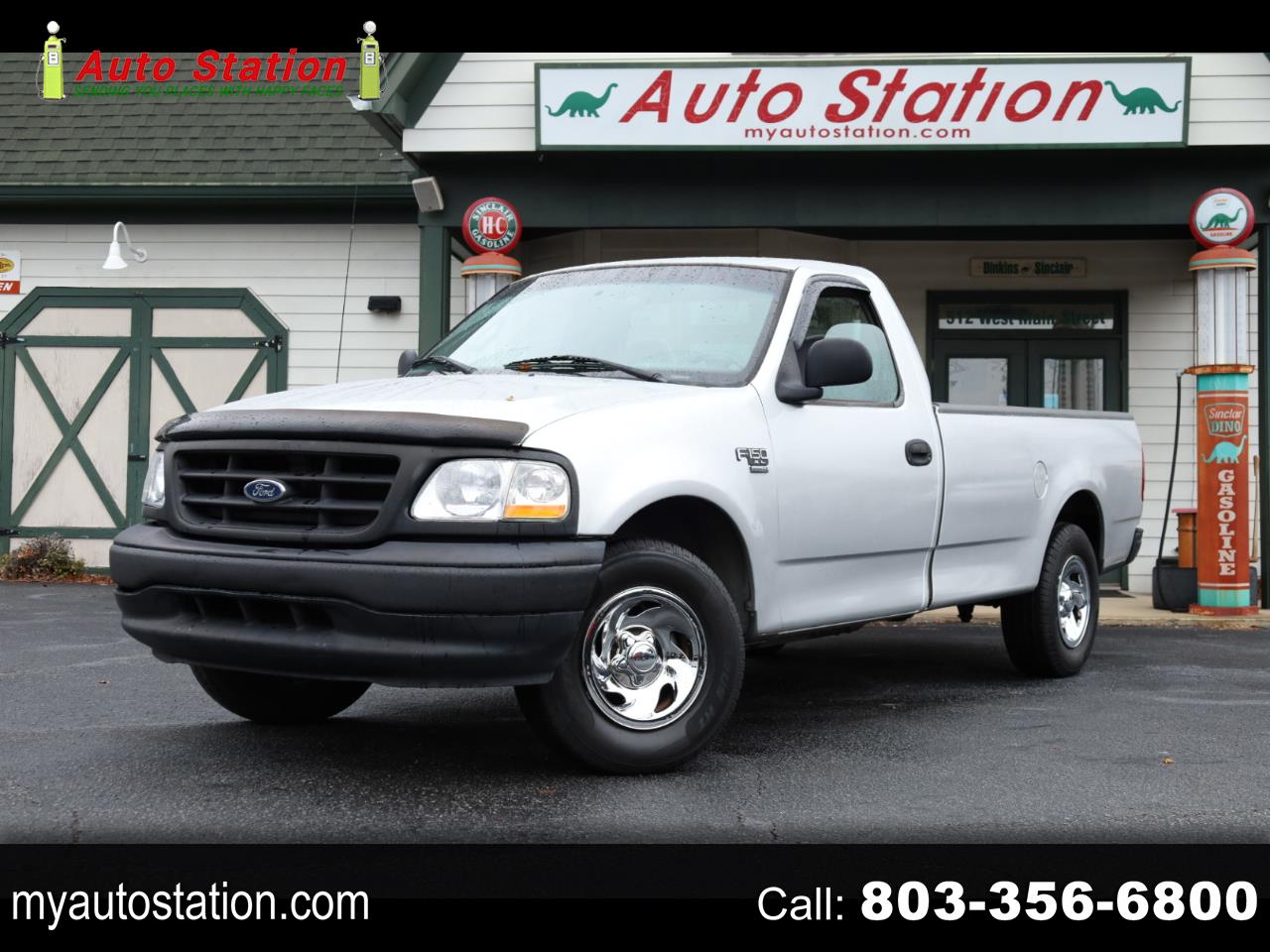2001 Ford F-150 XL Short Bed 2WD
