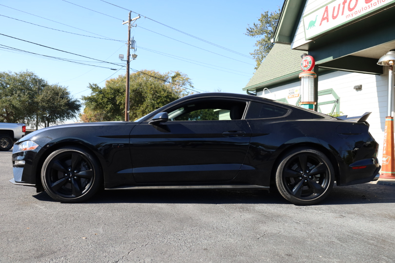 Ford Mustang GT Coupe 2021