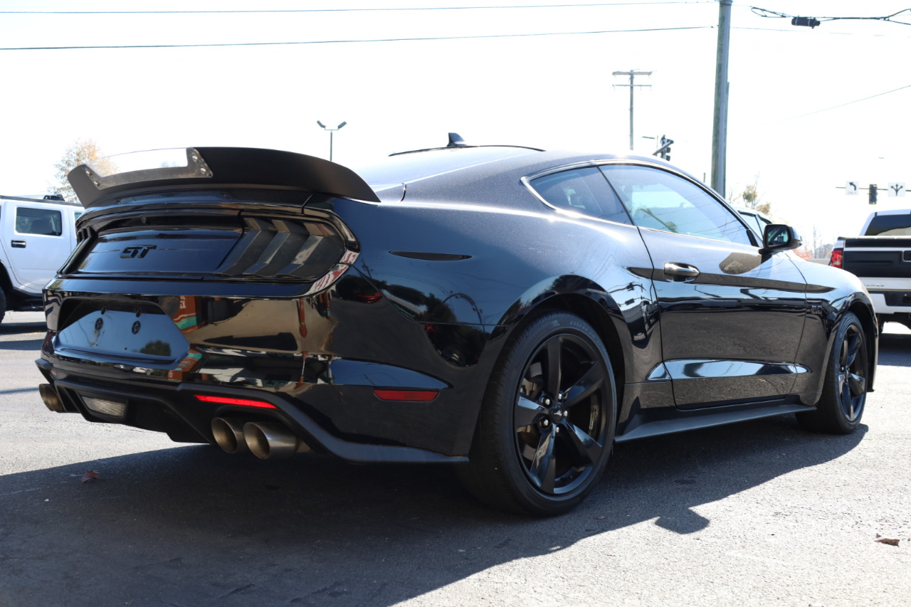 Ford Mustang GT Coupe 2021