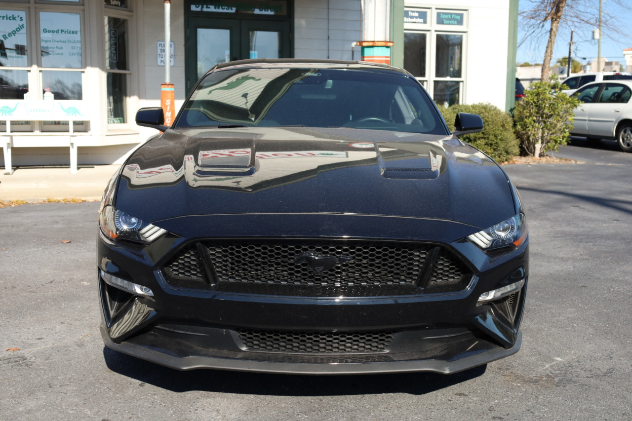 Ford Mustang GT Coupe 2021