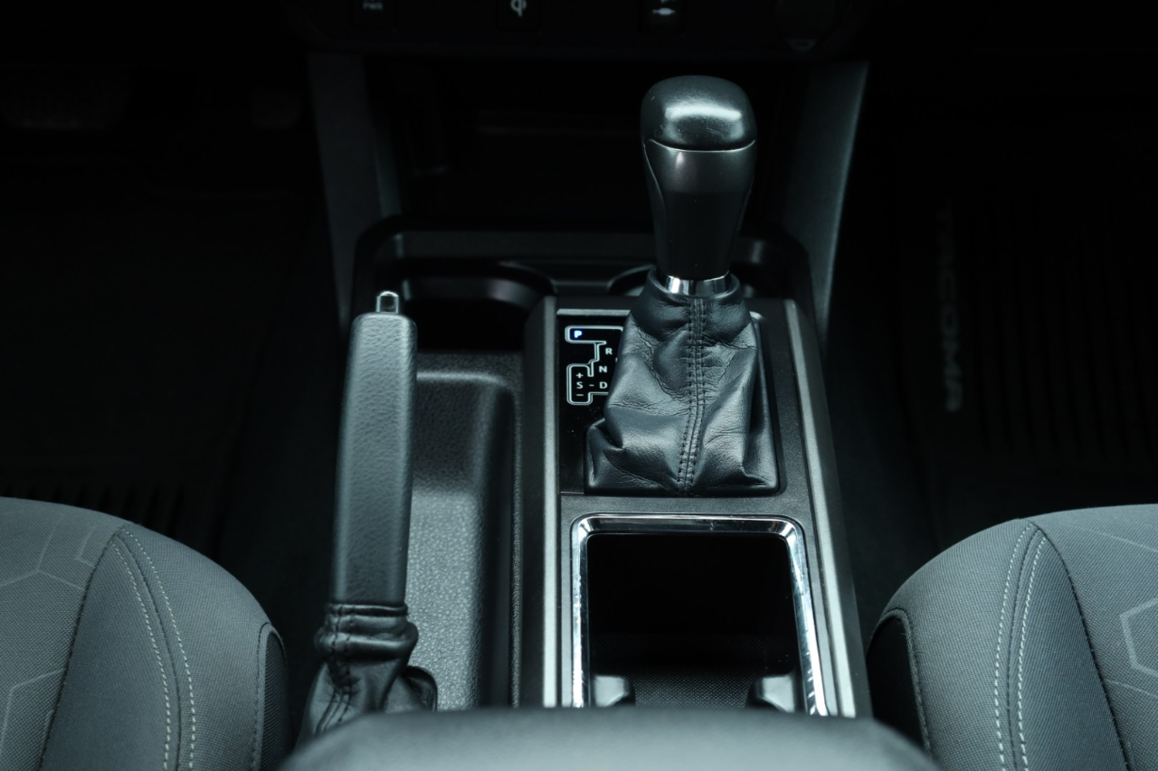 Toyota Tacoma SR5 Double Cab Long Bed V6 6AT 4WD 2016