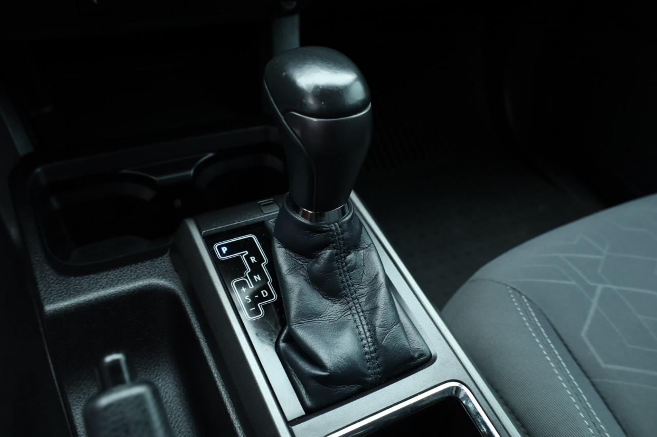 Toyota Tacoma SR5 Double Cab Long Bed V6 6AT 4WD 2016