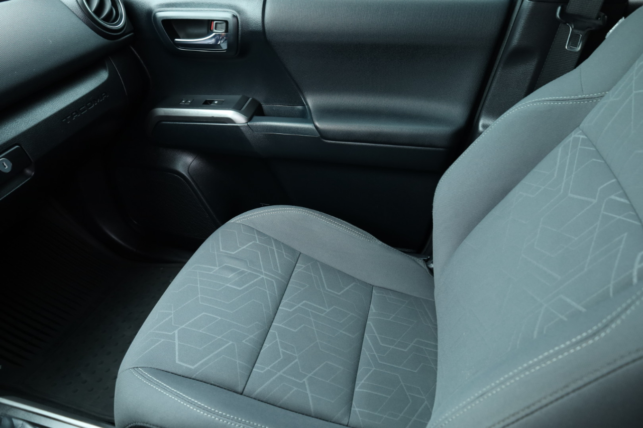 Toyota Tacoma SR5 Double Cab Long Bed V6 6AT 4WD 2016