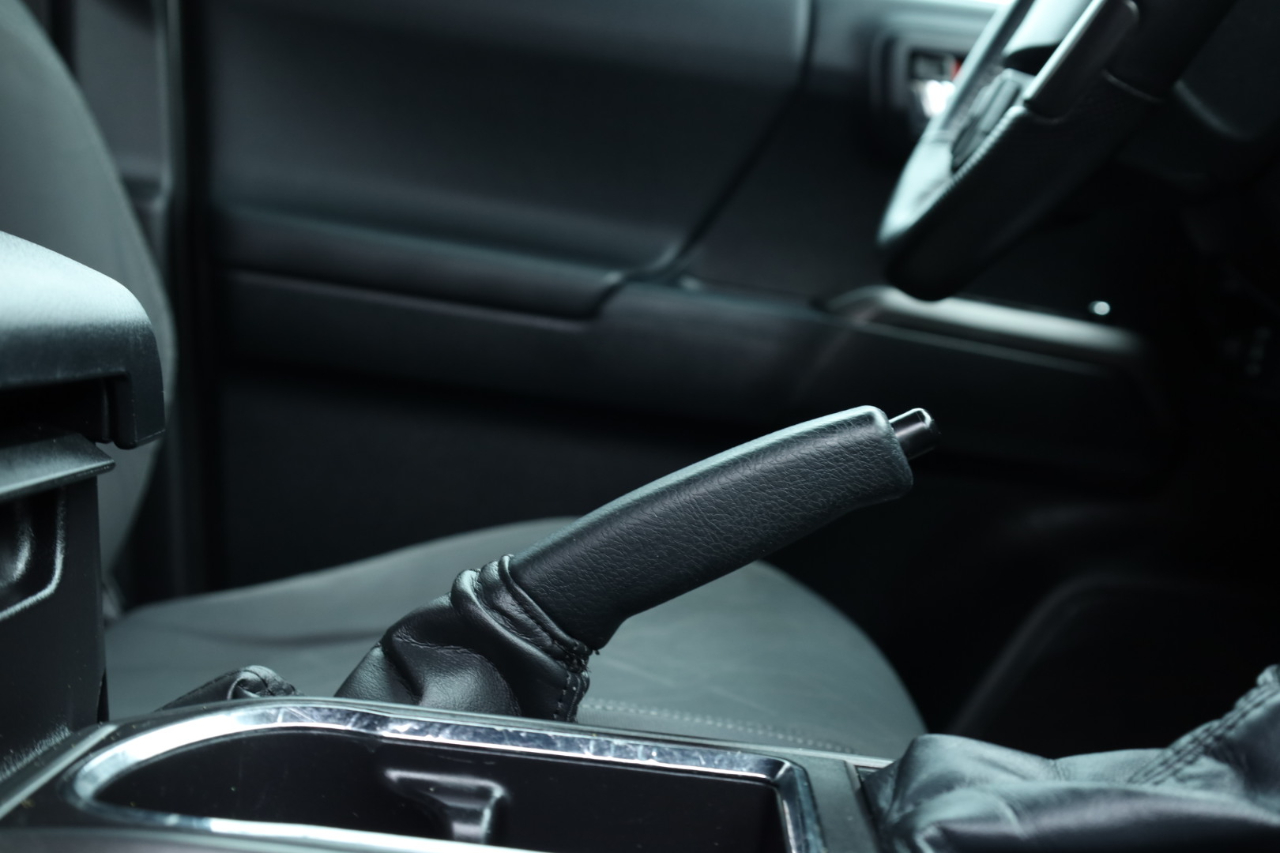 Toyota Tacoma SR5 Double Cab Long Bed V6 6AT 4WD 2016