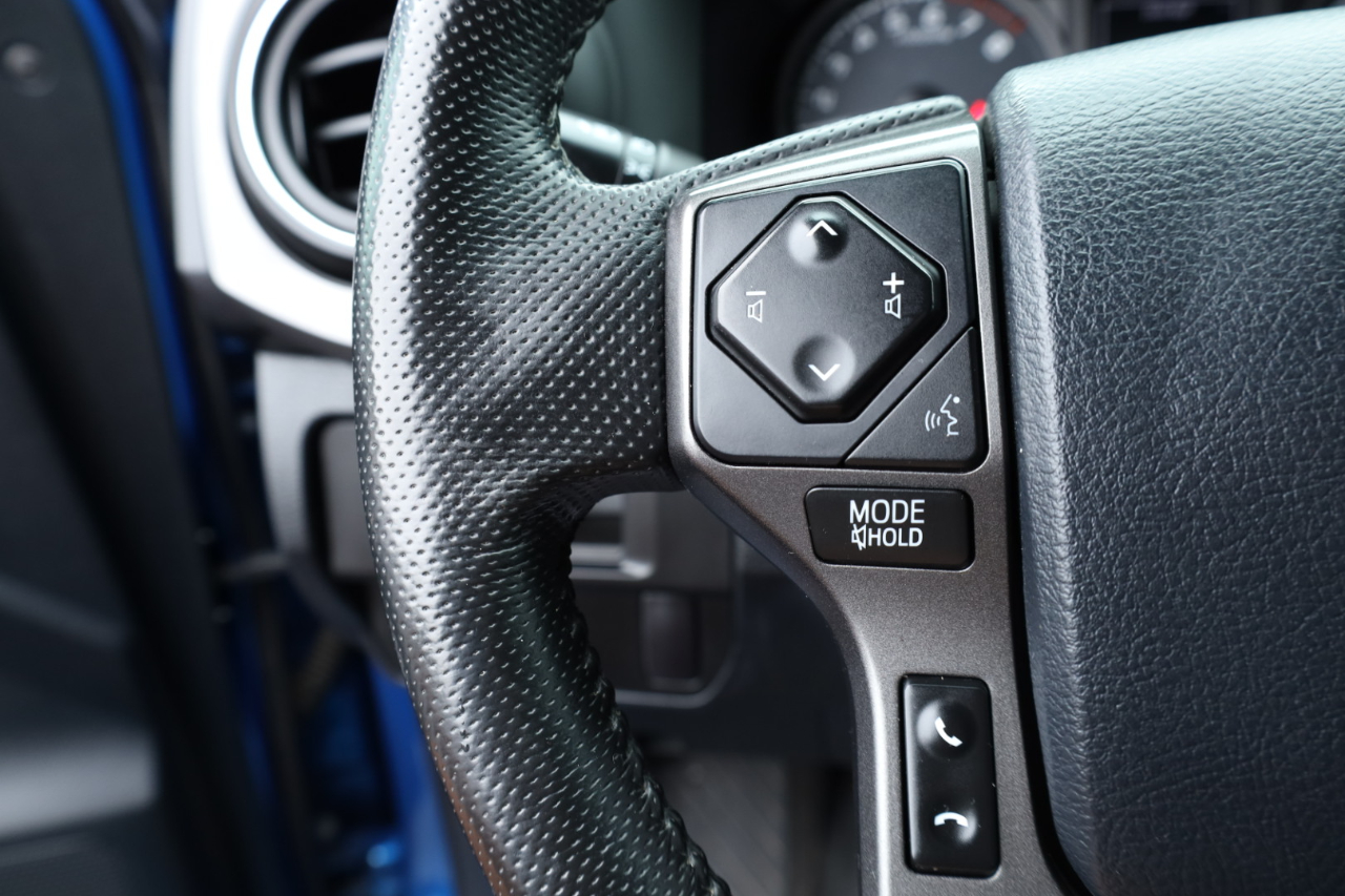 Toyota Tacoma SR5 Double Cab Long Bed V6 6AT 4WD 2016