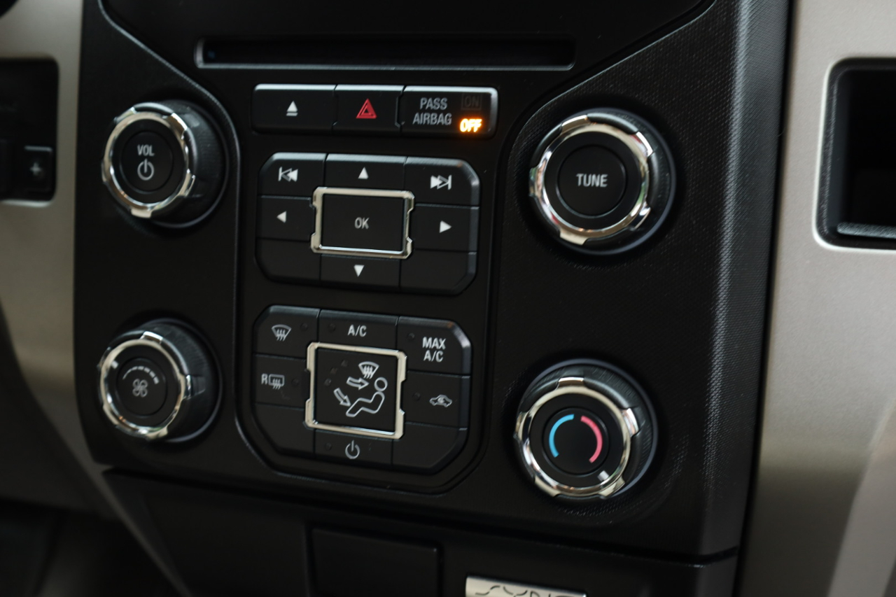 Ford F-150 XL SuperCrew 5.5-ft. Bed 4WD 2013