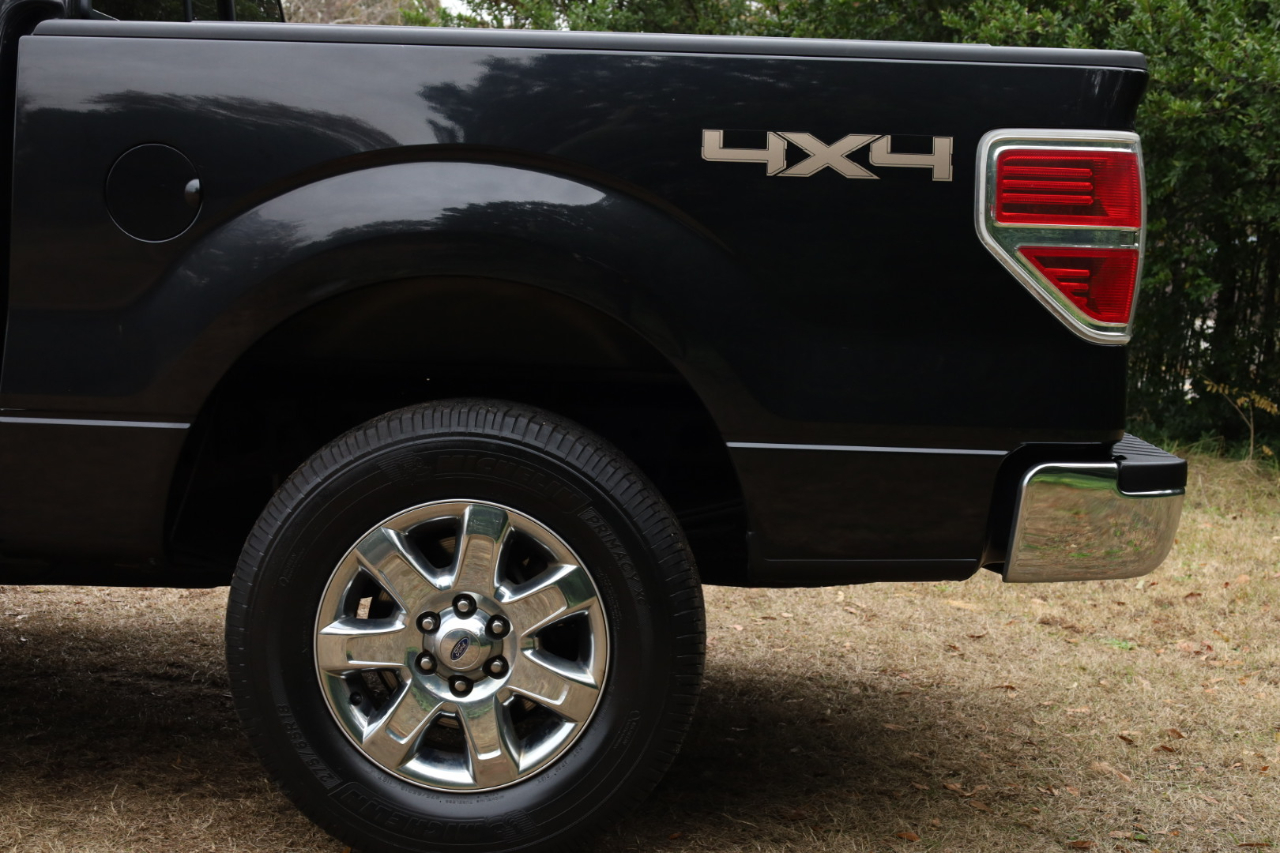 Ford F-150 XL SuperCrew 5.5-ft. Bed 4WD 2013