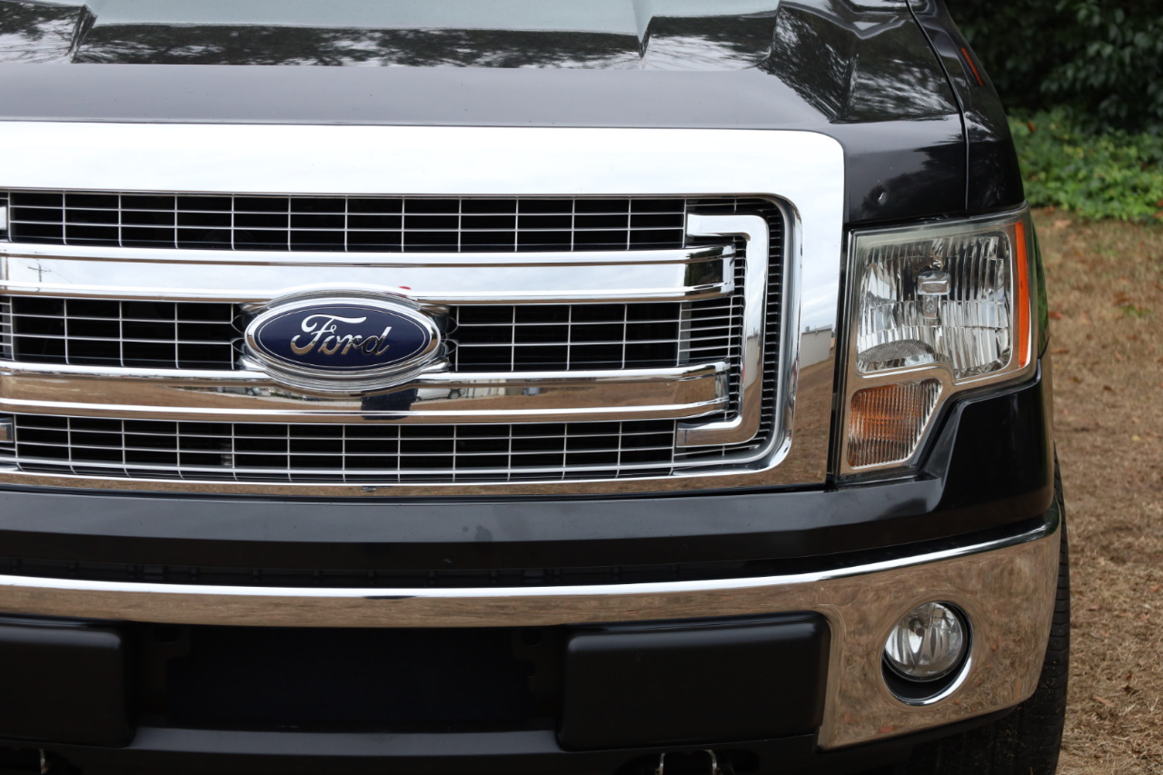 Ford F-150 XL SuperCrew 5.5-ft. Bed 4WD 2013