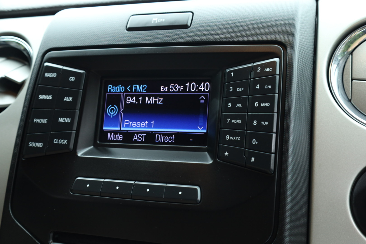 Ford F-150 XL SuperCrew 5.5-ft. Bed 4WD 2013