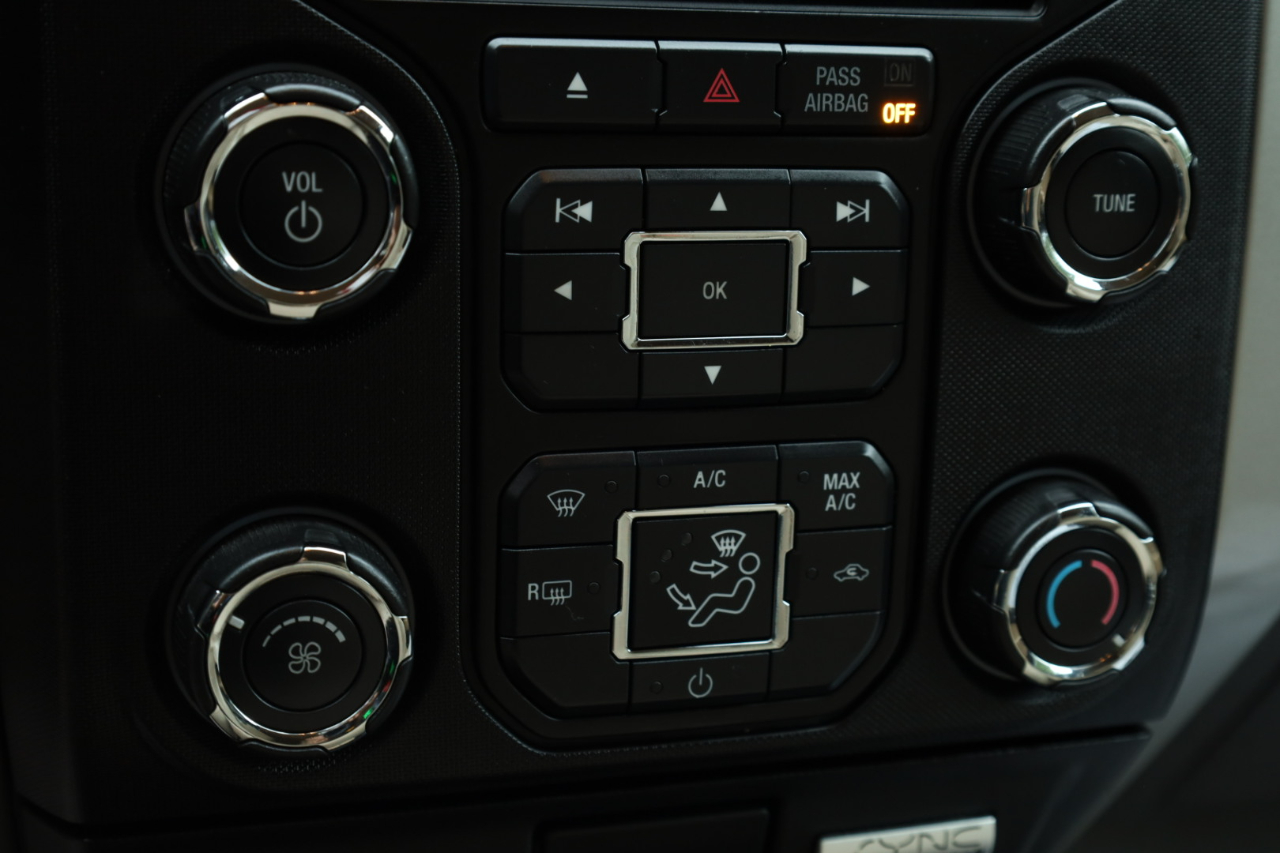 Ford F-150 XL SuperCrew 5.5-ft. Bed 4WD 2013