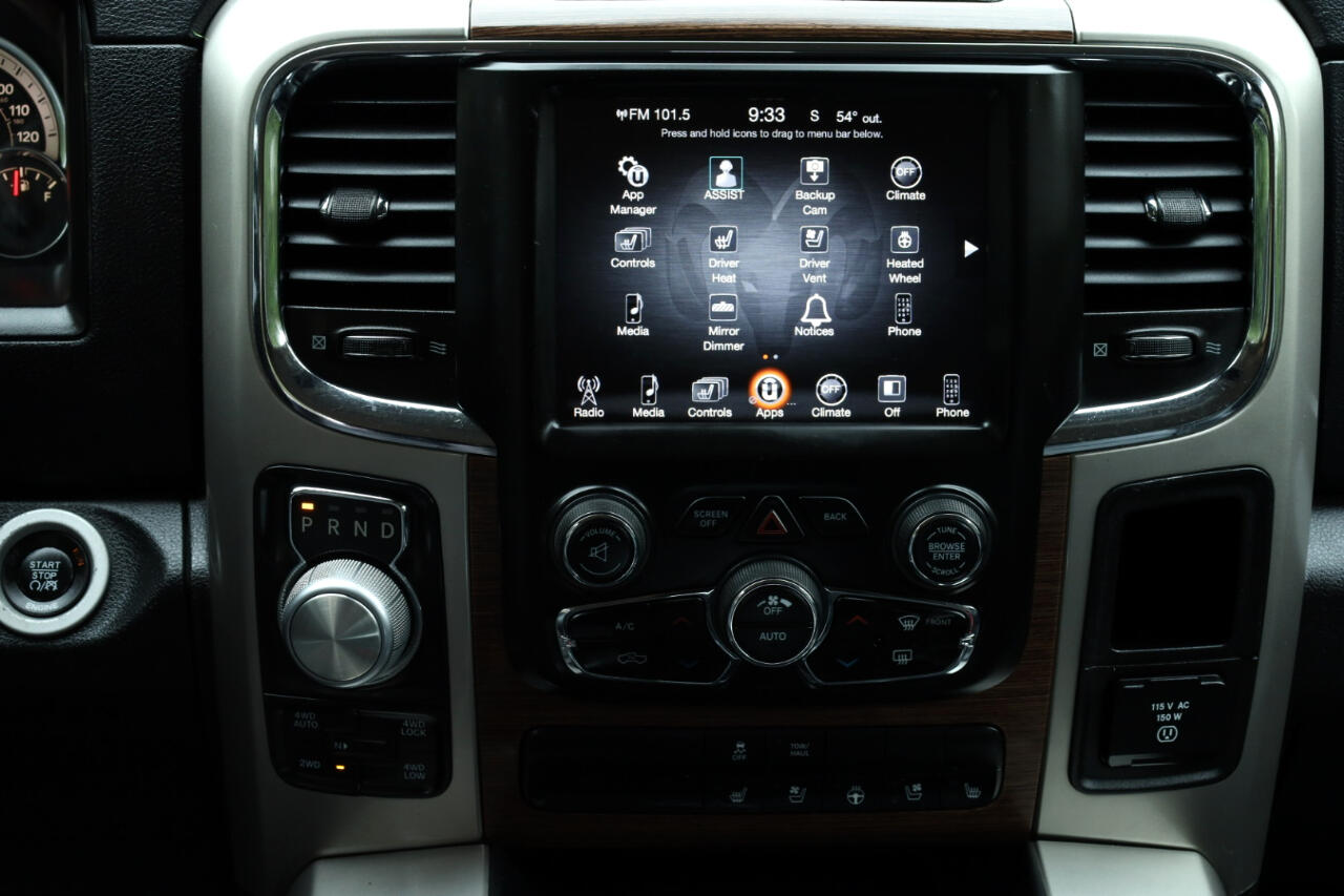 RAM 1500 Laramie Crew Cab SWB 4WD 2016