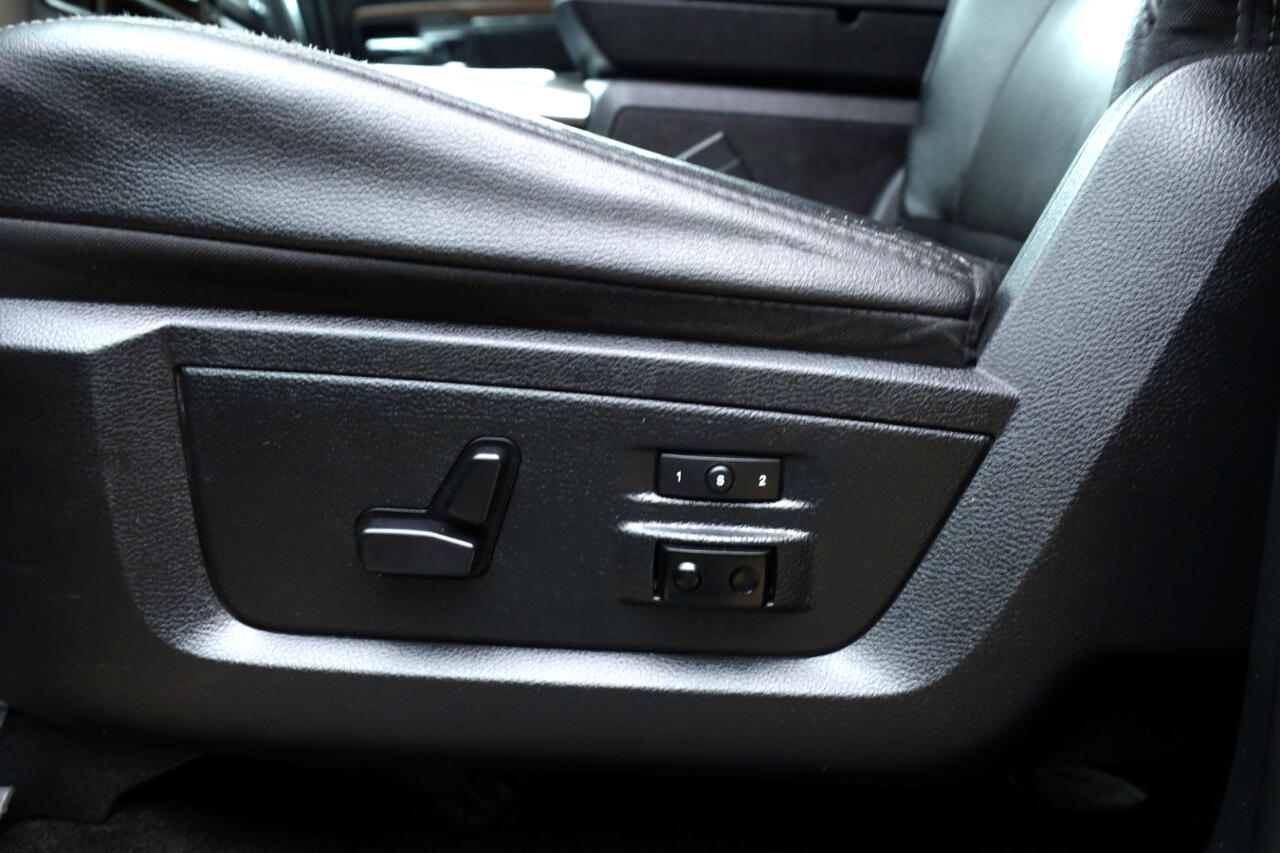 RAM 1500 Laramie Crew Cab SWB 4WD 2016