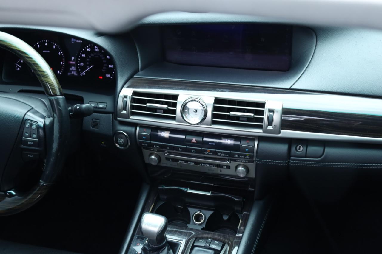 Lexus LS 460 RWD 2017