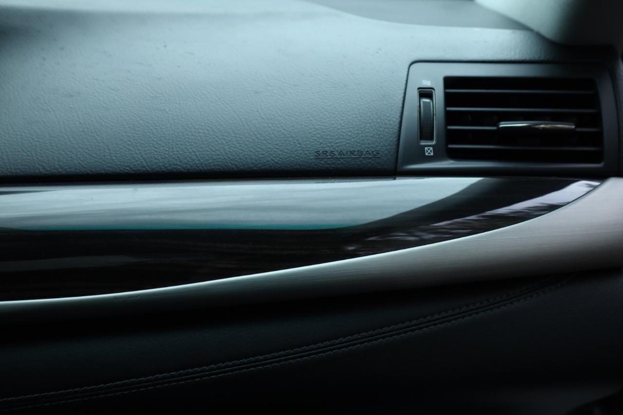 Lexus LS 460 RWD 2017