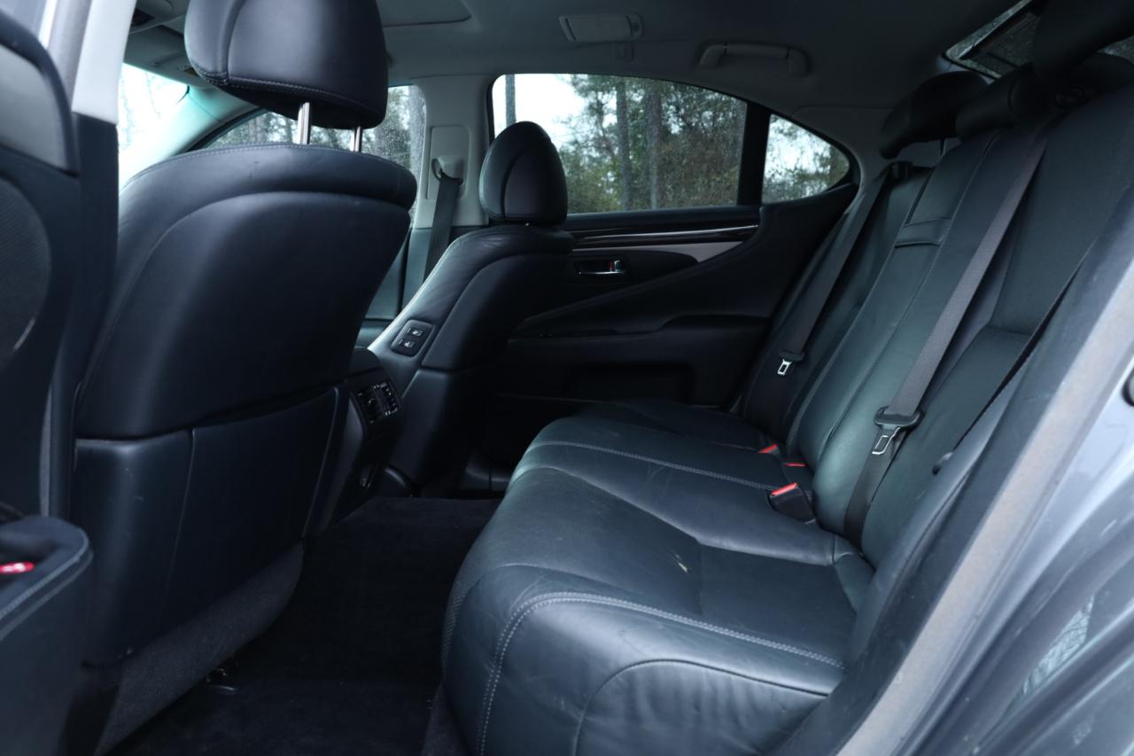 Lexus LS 460 RWD 2017