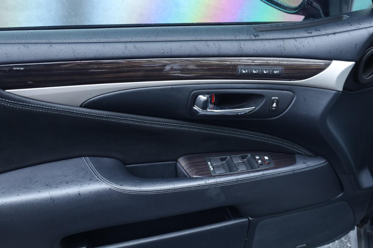 Lexus LS 460 RWD 2017