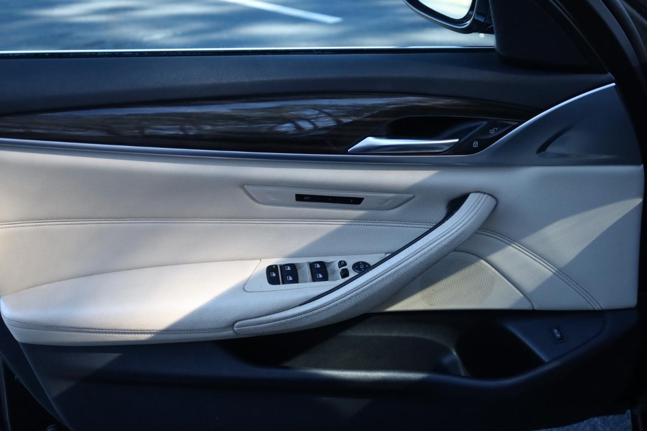 BMW 5-Series 530i 2017