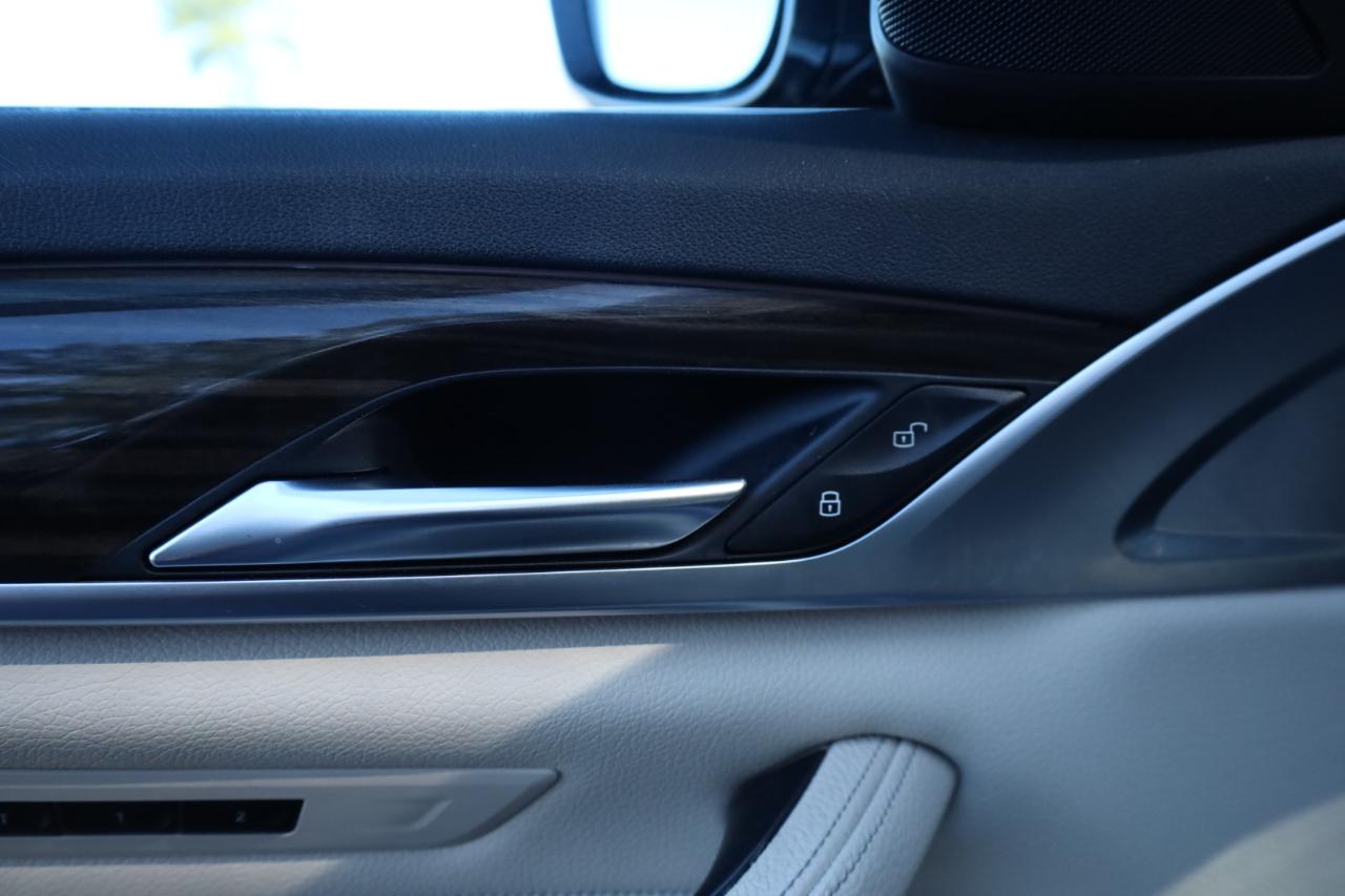 BMW 5-Series 530i 2017