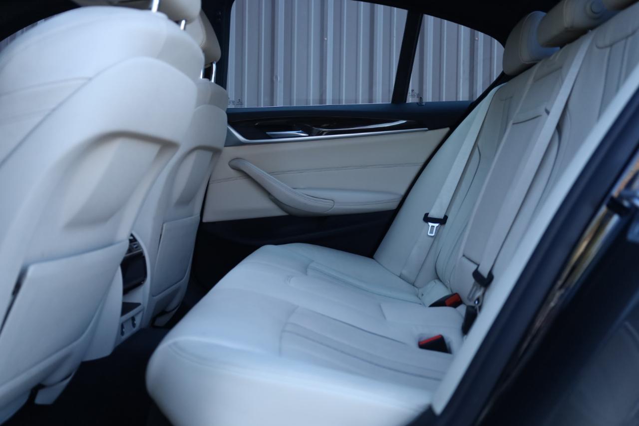 BMW 5-Series 530i 2017