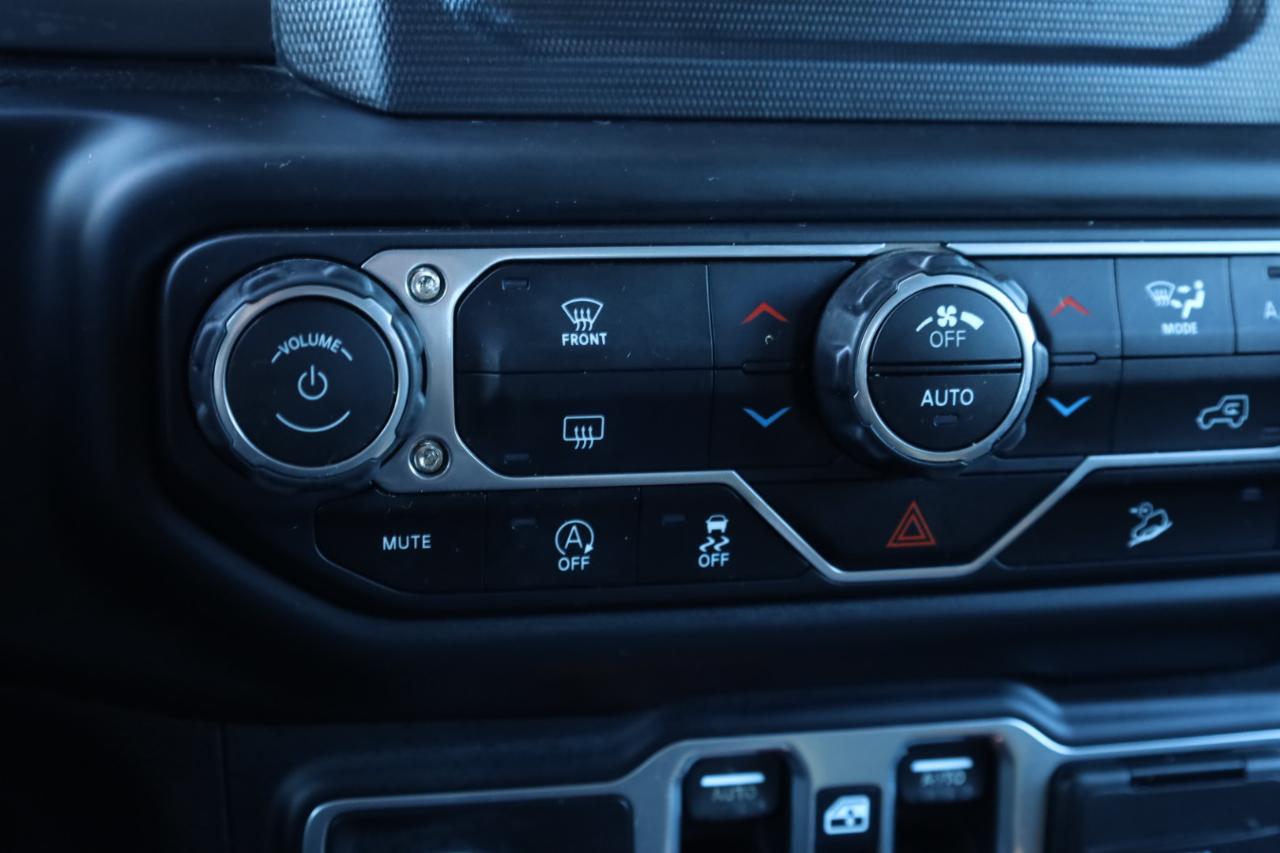 Jeep Wrangler Unlimited Sport 2018