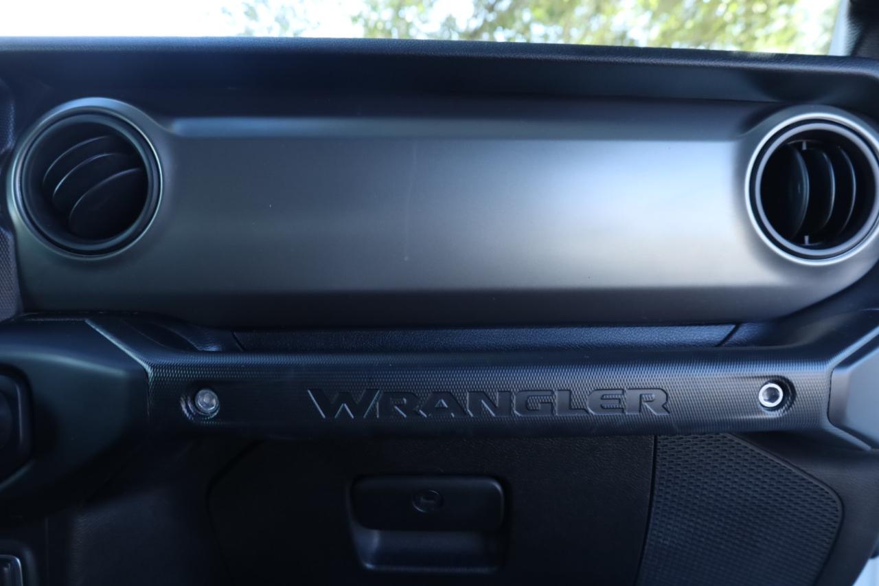 Jeep Wrangler Unlimited Sport 2018